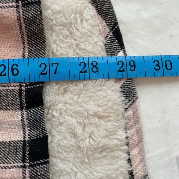 Plaid Long Sleeve Shirt - Picture 8 of 9